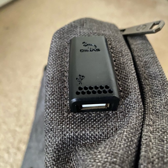 Dark Grey BackPack Bag New USB Accessible - Picture 7 of 7